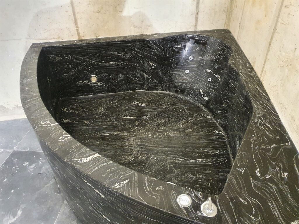 Ванна из искусственного камня Grandex M719